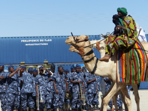 Delegation of camel riders participating in a rehearsal of Burkina Faso’s national-day parade, 7 Dec. 2013, Dori, © Marie-Christin Gabriel.